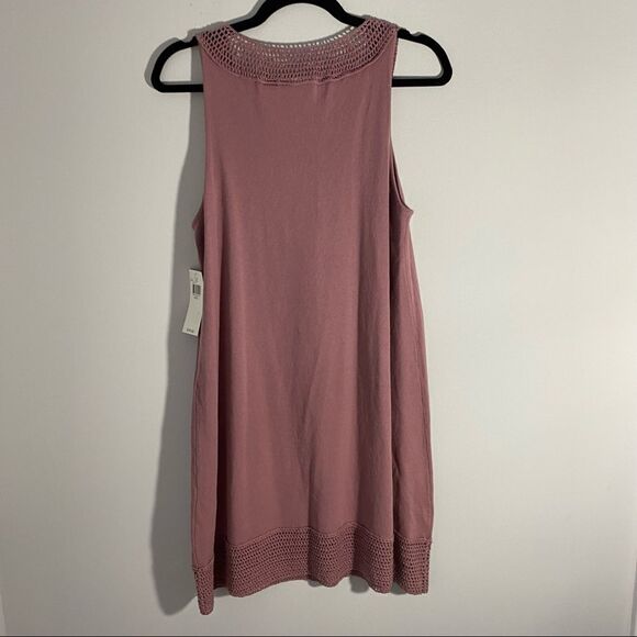 Context Women’s Sleeveless Scoop Neck Crochet Detail Mini Dress - Picture 4 of 5